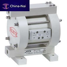 Double-diaphragm pump RFM seriesfor chemicalsair-drivenself-priming