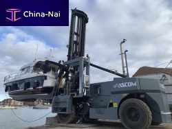 Boat forklift 2.7