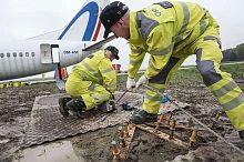 Aircraft anti-bogging mat for helicopter