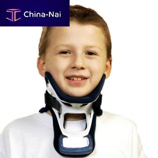 Miami cervical collar Miami Jr®C4with tracheostomy openingpediatric