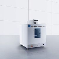 Self-propelled paint striping machine TruMark Station 3000for airport