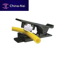 Plastic pipe cutter TSNIPsashhandheld
