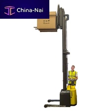 Electric reach truck Combi-WRwalk-behindhandlingfor very narrow aisles