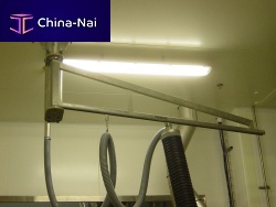 Wall-mounted jib crane articulatedrotating