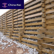 Modular noise barrier FIBRATER®woodenfor roadsgreen