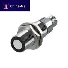 Cylindrical distance sensor UTRultrasonicIO-LinkIP67