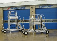 Fueling stepladder 757