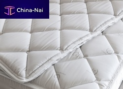 Fabric mattress pad