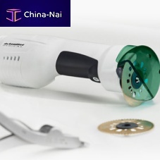 Electric cast saw CC7with vacuum cleaner