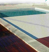 Automatic swimming pool cover NEPTUNEsecurityimmersed