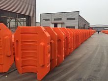 Plastic float for pipe