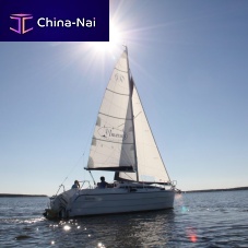 Cruising sailboat 281-cabinwith bowsprit