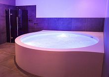 Above-ground sensory isolation basin