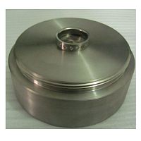 Cathodic titanium sputtering target