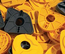 Dental articulator mounting plate