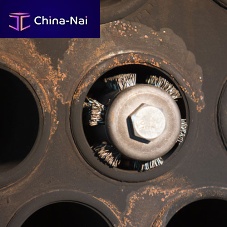 Cylindrical brush  5/8 - 6-1/2"cleaningmetal