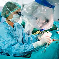 Operating microscope protective cover