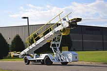 Self-propelled belt loader TC-999for airport