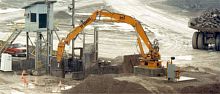 Boom rock breaker max. 23 927 kg | TTX Series