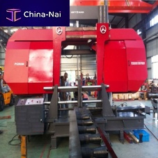 Band sawing machine for steelfor pipeautomatic