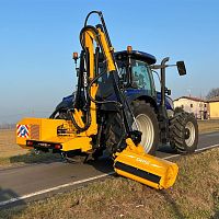 Tractor-mounted mower LEADER PLUS seriesfor runway