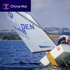Mainsail for sailing dinghiescross-cutOptimist