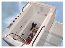 Hydromassage bathtub with exercise bike 395 L