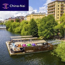 Floating restaurant