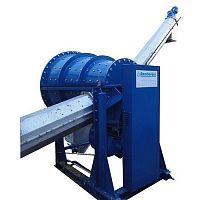 Single-shaft shredder with conveyor