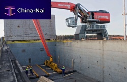 Port crane MANTSINEN 200 Rarticulatedmobile