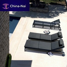 Contemporary sun lounger MARGUERITE