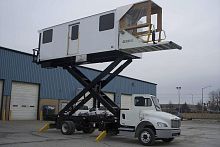 Self-propelled ambulift air conditionedheatedfor airport