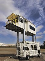 Self-propelled ambulift PaxLiftfor people with reduced mobilityfor airport