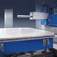 Electric rotary table for millingfor turning