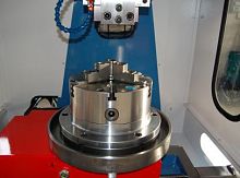 Self-centering turning chuck manual tightening3-jawmachining