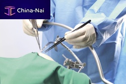 Surgical retractor fixation
