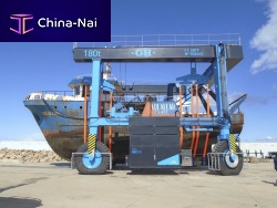 Heavy load travel lift GH-10i