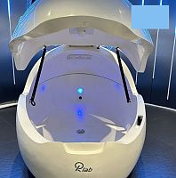 Isolation tank with chromotherapy lamps REST-230