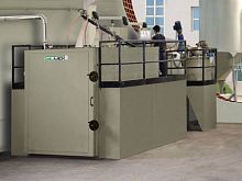 Vacuum casting machine