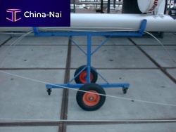 Handling trolley mast