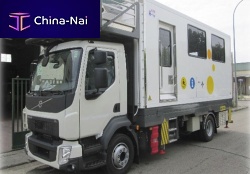 Self-propelled persons with reduced mobility vehicle for people with reduced mobilityfor airport