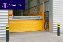 Hydraulic dock leveler vertical