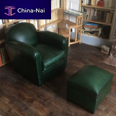 Traditional club chair Grand Chitenayleatherfabricbeech