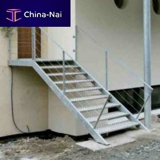 Straight staircase MANCHEstainless steel stepstainless steel frameoutdoor