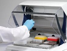 Laboratory liquid handling workstation PIPETMAX®