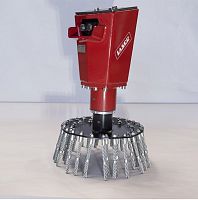 Circular brush weeder