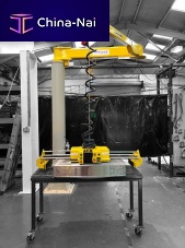 Pneumatic manipulator FLEXI serieselectricwith gripping toolwith hook