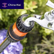 Irrigation fitting 8557plasticstraightcompression