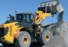 Wheeled loader 877H