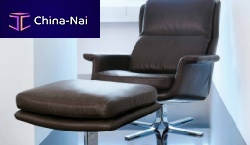 Contemporary armchair GEORGEleatherwith footrestbrown